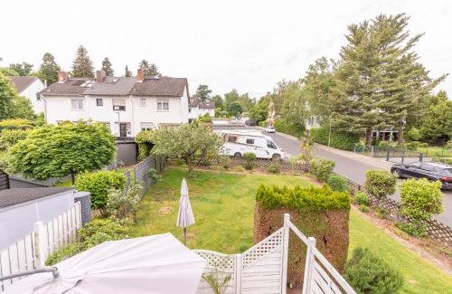 Dreieich Casa | Traumhaftes Ferienhaus mit zwei Einheiten für bis zu 10 Personen