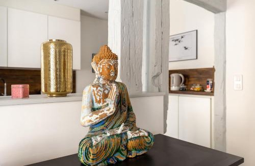 Old Town Apartamento | Travel Homes - The Rokst: Rare, Central and Modern