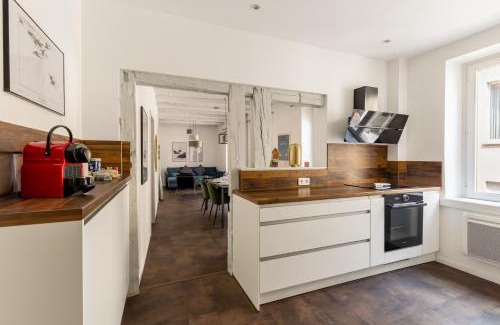 Old Town Apartamento | Travel Homes - The Rokst: Rare, Central and Modern