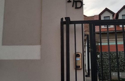 Tirgu Mures Apartamento | Travel Homzzz Central Apartment