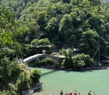 Mtsvane Kontskhi Otro | Travel maxunceti