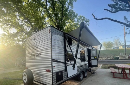 Georgetown Casa | Travel trailer vacation spot for pickup/delivery