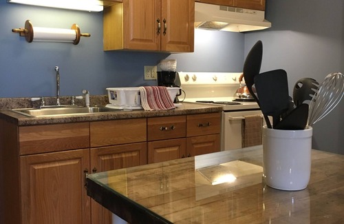 Bennington Apartamento | Traveler Dream Space en el centro del centro de Bennington ¡A pasos de todo!