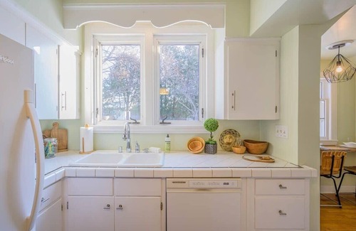 Appleton Casa | Traveler Oasis Downtown Area Spacious Home, PAC