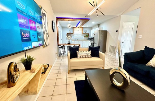Eagle Pass Casa | Traveler Stay PLUS