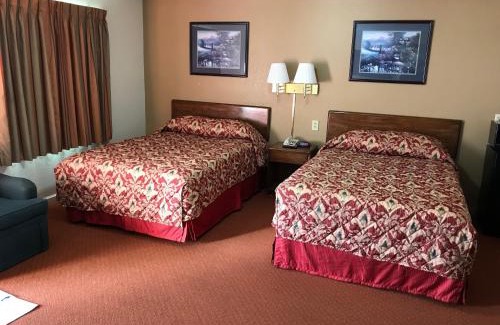 New Martinsville Hotel | Travelers Inn