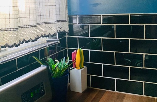 Stockton Casa | Travelers Tiny Home Oasis con bañera de hidromasaje