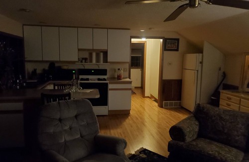 Hamburg Casa | TRAVELING- 6 minutes from Aspirus Hospital and Downtown Wausau OR GRANITE PEAK