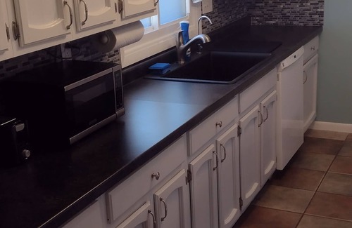 Baraboo Casa | Traveling RN's - Jacuzzi tub and Only 5 blocks to St Clare Hospital