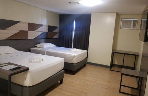 Baguio Hotel | Travelite Hotel Legarda