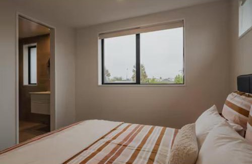 Papanui Apartamento | Travellers' dream steps from shops and close to Airport