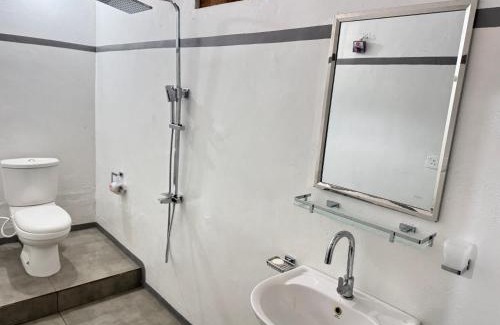 Pottuvil Division 2 Cabina | TravelLodge Eco