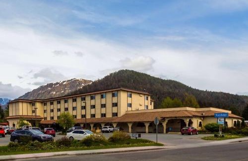 Mendenhall Valley Hotel | Travelodge by Wyndham Juneau