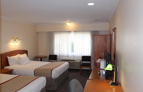 City Centre Hotel | Travelodge by Wyndham Kamloops