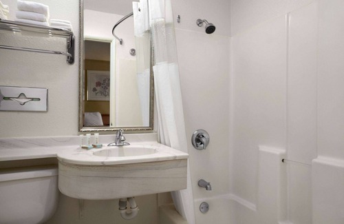 Pendleton Hotel | Travelodge by Wyndham Pendleton OR