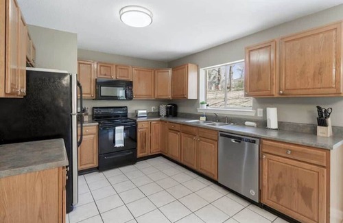 Rossville Casa | Travis' Place - Convenient and Affordable Location