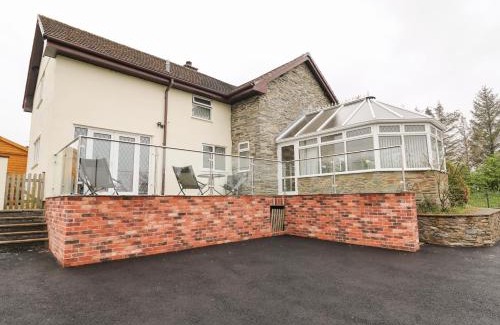 St Harmon Casa | Tre Garreg