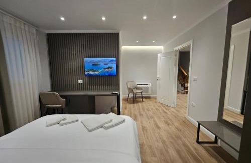 Durres Cama Y Desayuno | TRE'S BLISS City Heart Villa!
