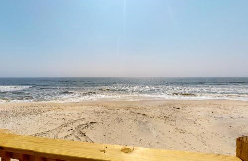 Dauphin Island Casa | Treasure Chest
