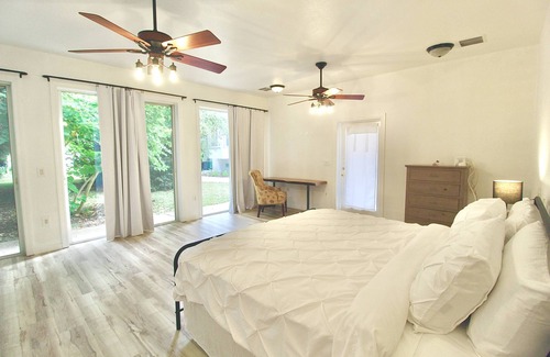 Indian River Estates Casa | Treasure Cove! Private Waterfront Tudor Style 4BR Home On The Indian River
