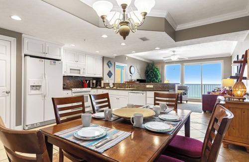 Lower Grand Lagoon Condominio | Treasure Island 0602