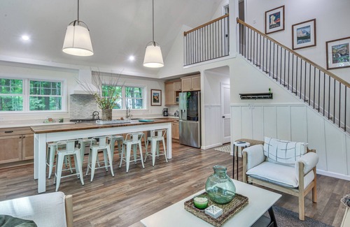 Treasure Lake Casa | Treasure Lake Home w/ Deck: Walk to Bimini Lake!