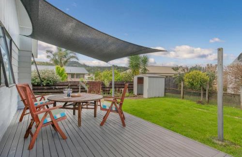 Tairua Casa | Treasure on Chestnut - Tairua Holiday Home