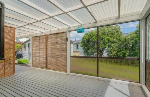 Tairua Casa | Treasure on Chestnut - Tairua Holiday Home