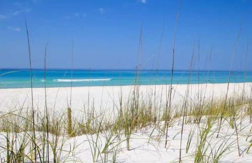 West Panama City Beach Casa | Treasure Palms - Golf Cart- Bikes - Arcade- Peloton- Near Rosemary - Community Pool