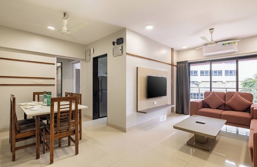 Bandra East Apartamento | Treat Homes Service Apartment in BKC Sindhuratna 503