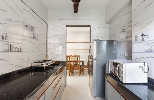 Bandra East Apartamento | Treat Homes Service Apartment in BKC Sindhuratna 503