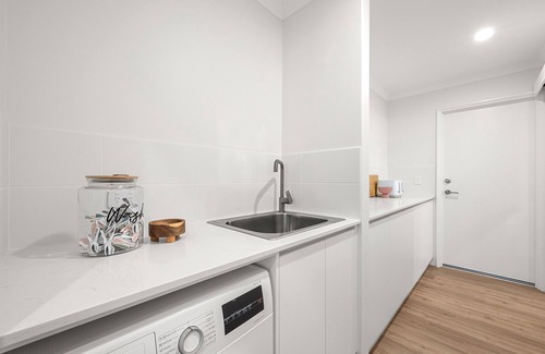 Coolbellup Casa | Treat on Treeby