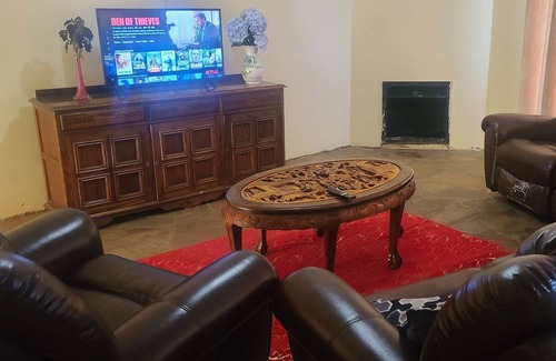 Harare Casa | Treat yourself to a unique home experience at Siyesita Guest House.