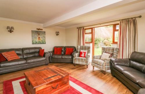 Bleddfa Casa | Treboeth