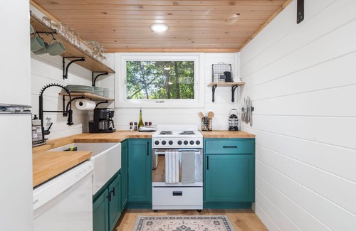 Branson Cabina | Tree Farm Duo | Best of the Ozarks!