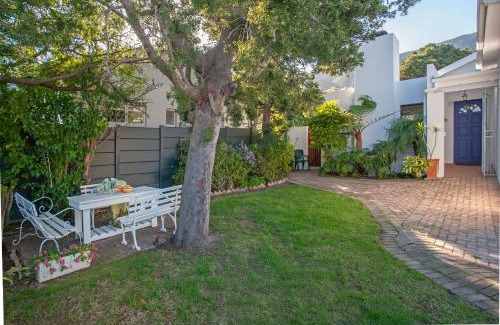 Onrus Casa | Tree Fern Cottage