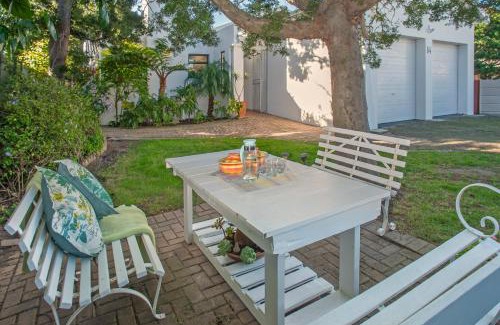Onrus Casa | Tree Fern Cottage