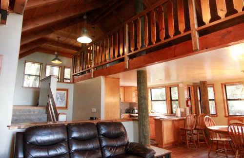 Yosemite West Casa | Tree House Lodge