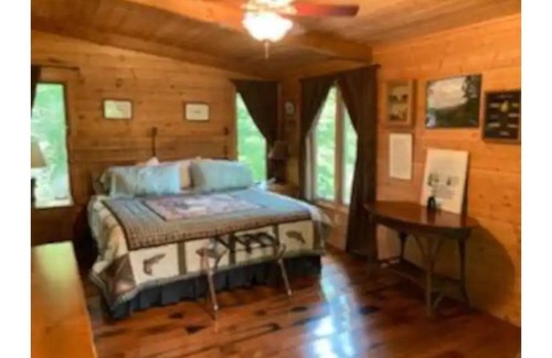 Scaly Mountain Cabina | Tree House on Chestnut