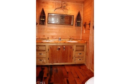 Scaly Mountain Cabina | Tree House on Chestnut