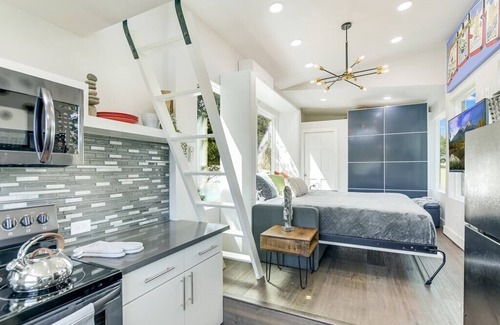 Spicewood Cabaña | Lujo Lake Travis Hill Country Cottage