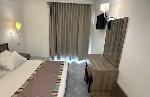 Sousse - Monastir Hotel | tree house