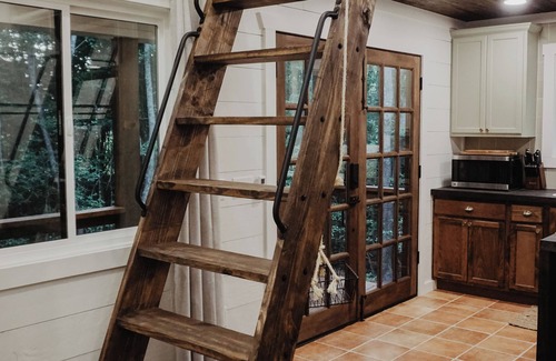 Spencer Casa | Tree House Wren at Fall Creek Falls State Park - Hot Tub, Grill, Outdoor Shower!