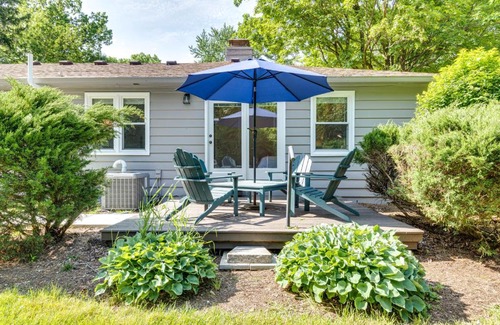 Indianapolis Casa | Tree-Lined Indianapolis Home about 10 Mi to Downtown!