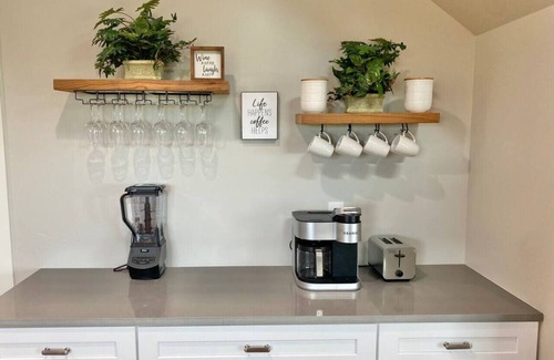 Dripping Springs Apartamento | Tree Top Retreat-Pool-Playground-Brewery