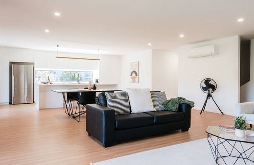South Launceston Casa | Tree Top Treasure ITAS