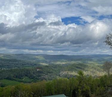 Trenton Casa | Tree Top View of lookout mountain