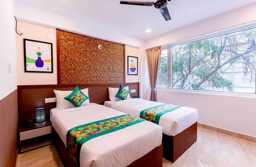 Agara Hotel | Treebo Emirates Suites Indiranagar