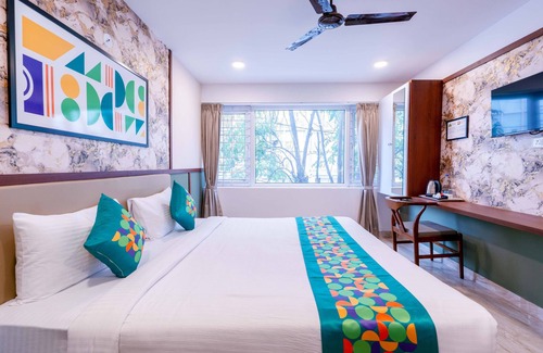 Agara Hotel | Treebo Emirates Suites Indiranagar