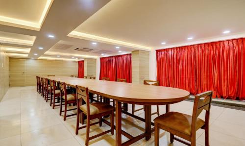 Thiruvananthapuram Hotel | Treebo Park - 500m from Medical College